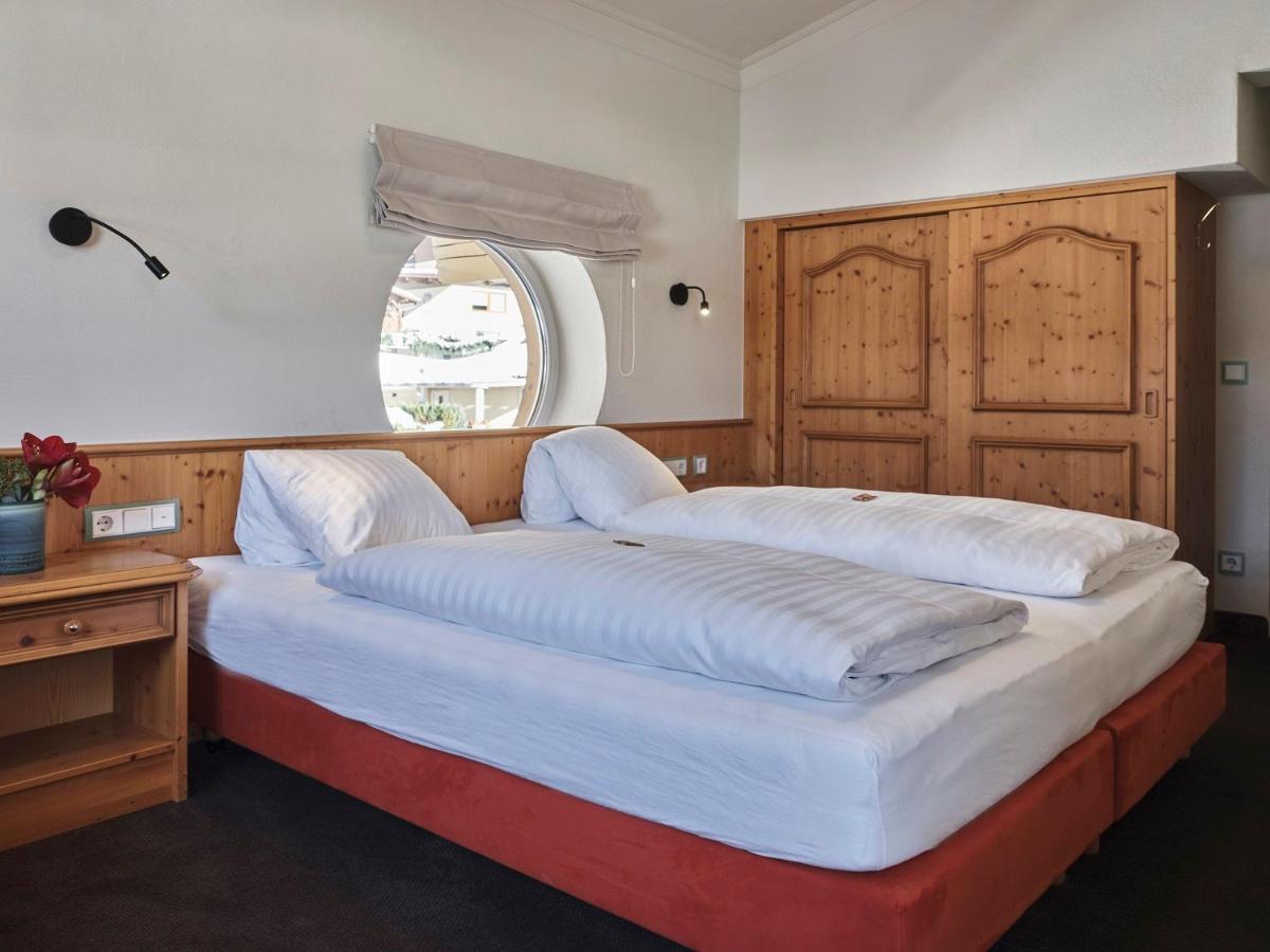 Neukirchen am Großvenediger Hotel Garni Pinzgau, Fabian Huettl المظهر الخارجي الصورة