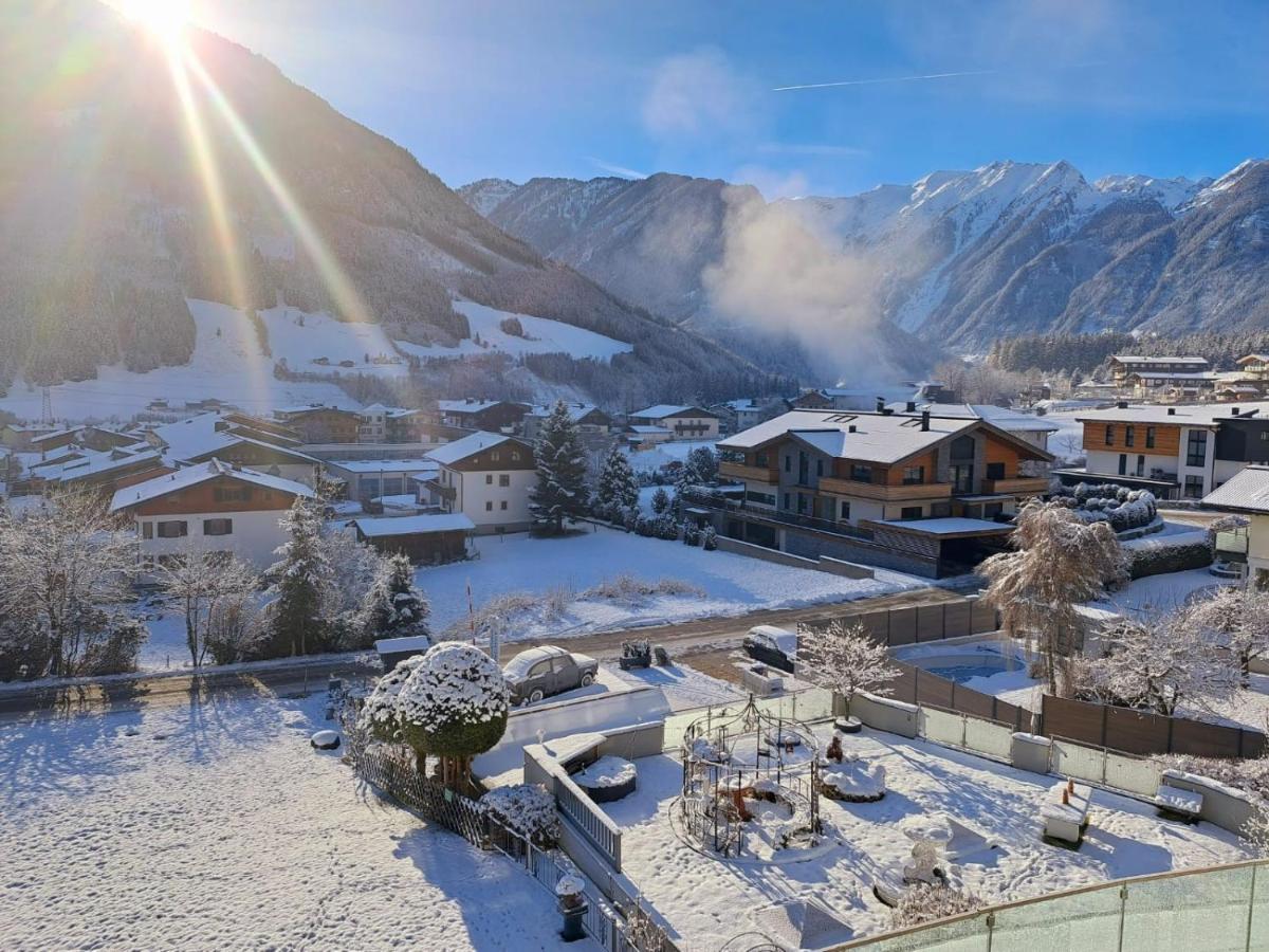 Neukirchen am Großvenediger Hotel Garni Pinzgau, Fabian Huettl المظهر الخارجي الصورة